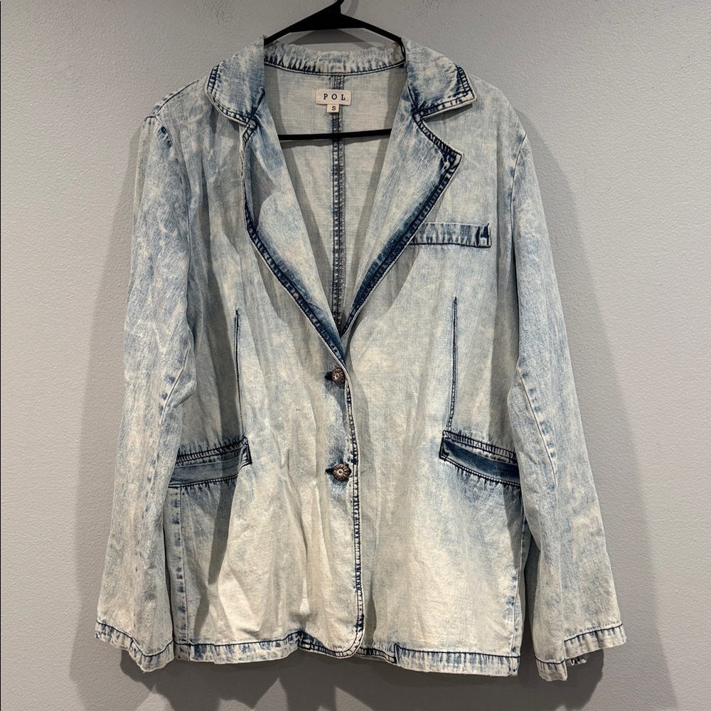 POL Women's Lightweight Washed Blue Denim Jacket